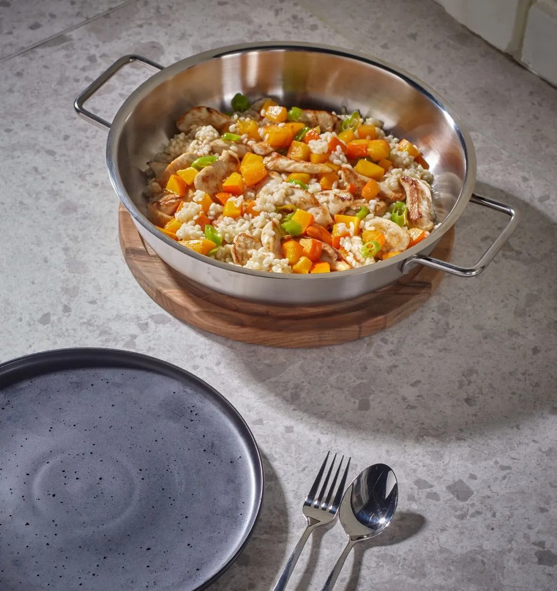 Pure Collection Serving Pan